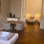 Bismarcks Apartment