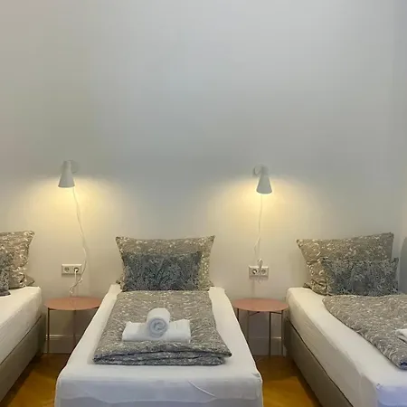 Bismarcks Apartment *